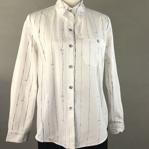 Chico's SZ 2 Cotton Script Print Blouse Button Up